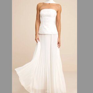 Lulus Eloise White Jacquard Pleated Maxi Dress and Scarf Set